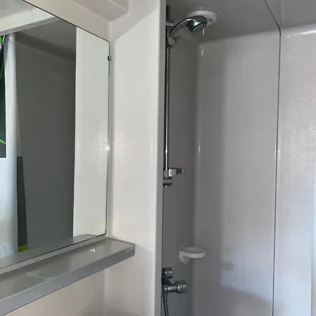 Cote De Jade, Proche Et Commerces, De 2 A 6 Personnes Holiday home *