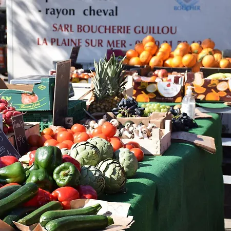 Cote De Jade, Proche Et Commerces, De 2 A 6 Personnes *