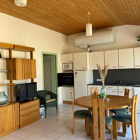 Holiday home Cote De Jade, Proche Et Commerces, De 2 A 6 Personnes